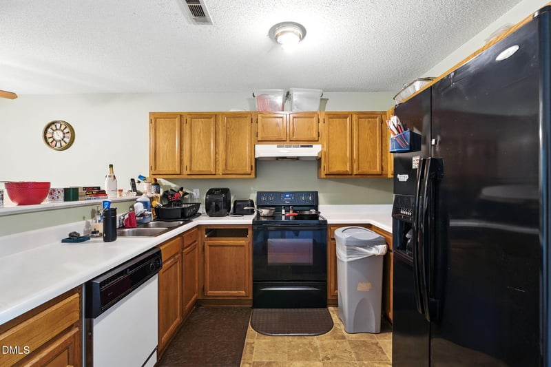 10 Hartford Ct, Durham, NC 27707