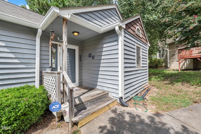 10 Hickorywood Sq, Durham, NC 27713
