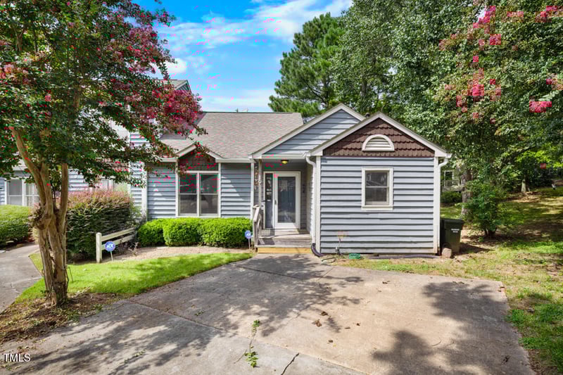 10 Hickorywood Sq, Durham, NC 27713