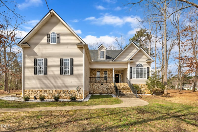 10 Holden Ct, Youngsville, NC 27596