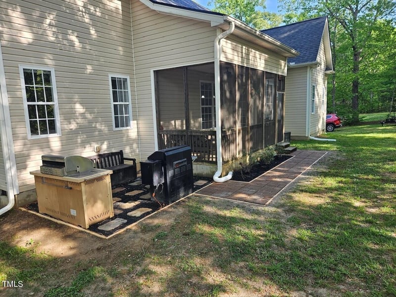10 Holden Ct, Youngsville, NC 27596