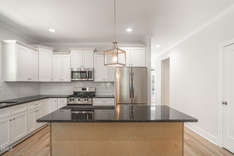 10 Jasmine Rd, Fuquay Varina, NC 27526