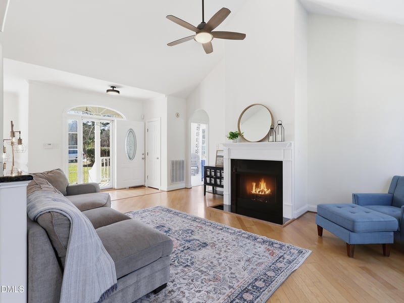 10 Kinderkamack Rd, Youngsville, NC 27596