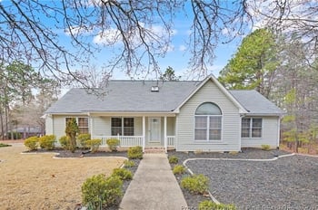 10 Magnolia Ct, Sanford, NC 27332