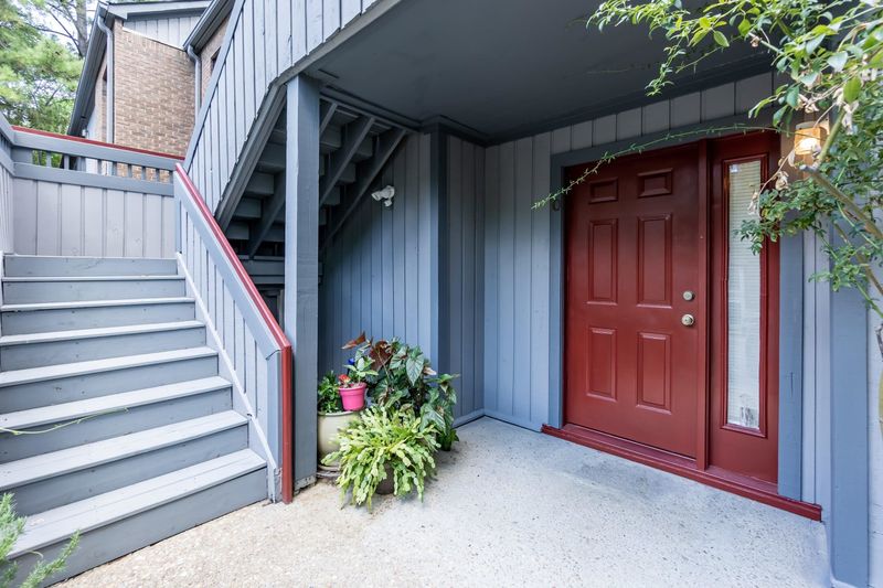 10 Melstone Turn #10, Durham, NC 27707