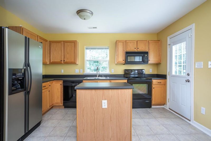 10 Newtown Ct, Durham, NC 27713