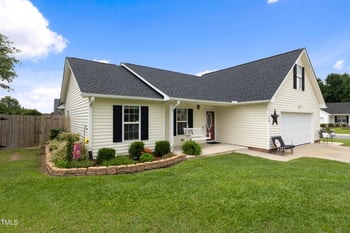 10 Oxford Dr, Angier, NC 27501