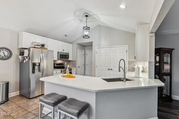 10 Oxford Dr, Angier, NC 27501