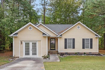 10 Petersburg Pl, Durham, NC 27703