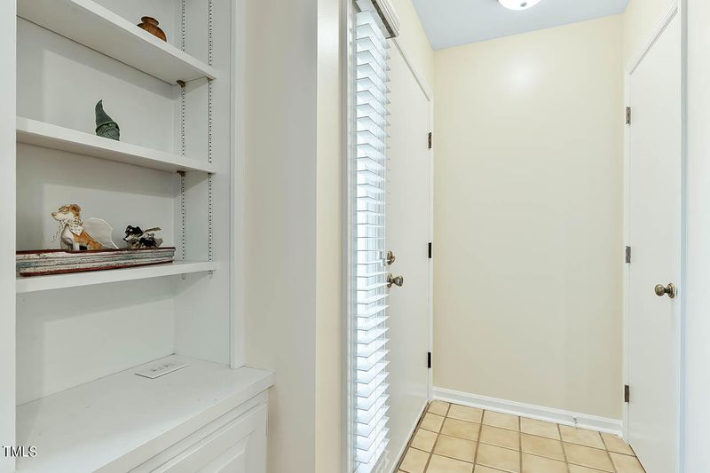 10 Poppy Trl, Durham, NC 27713