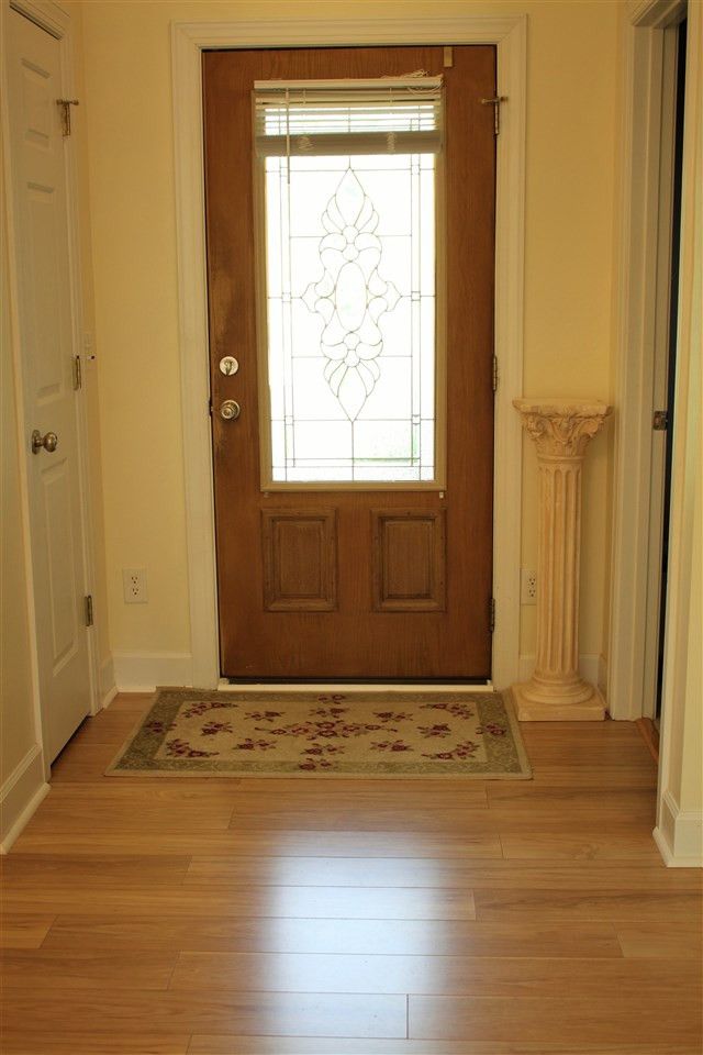 10 Prestwould Dr, Youngsville, NC 27596