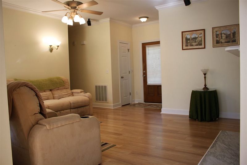 10 Prestwould Dr, Youngsville, NC 27596