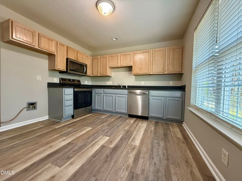 10 Red Ln, Raleigh, NC 27606