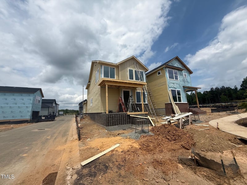 10 Relaxing Way, Pittsboro, NC 27312