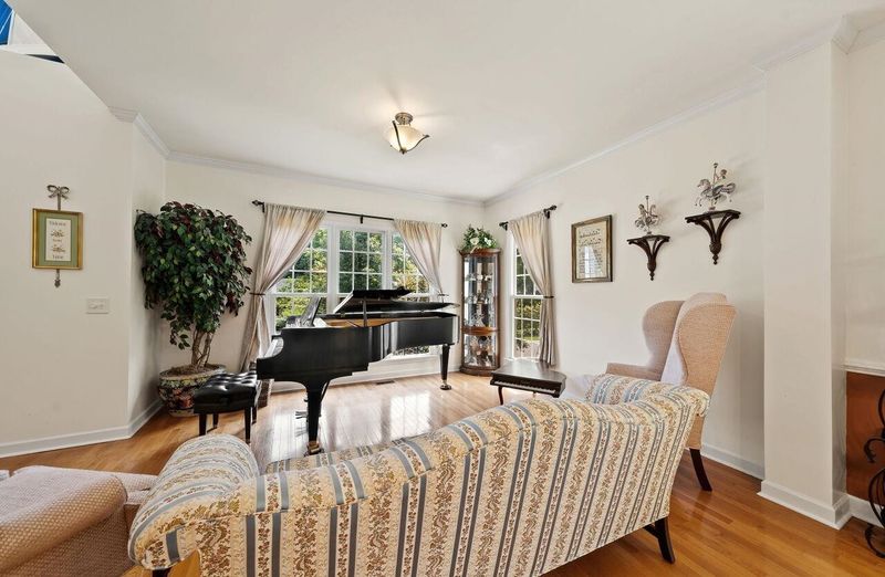 10 Scarlet Oak Ct, Durham, NC 27712