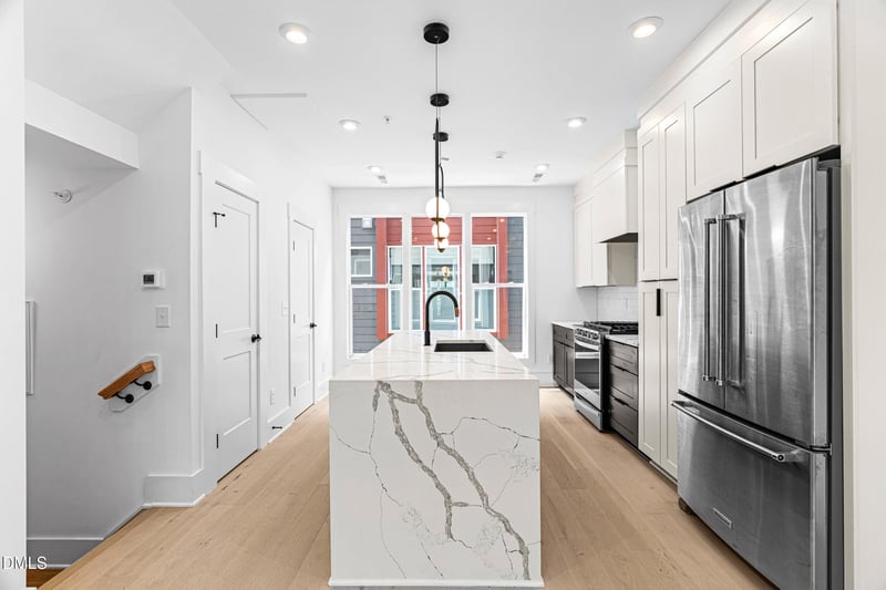 10 Seawell Ave #102, Raleigh, NC 27601