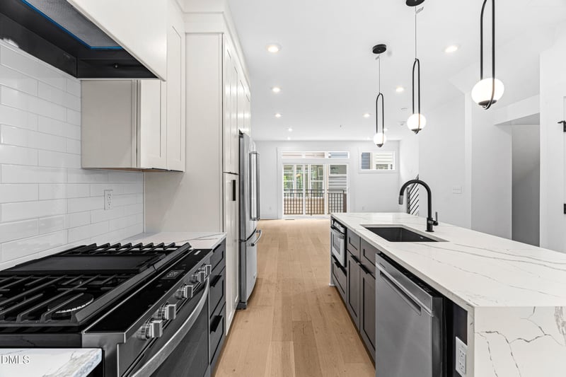 10 Seawell Ave #102, Raleigh, NC 27601