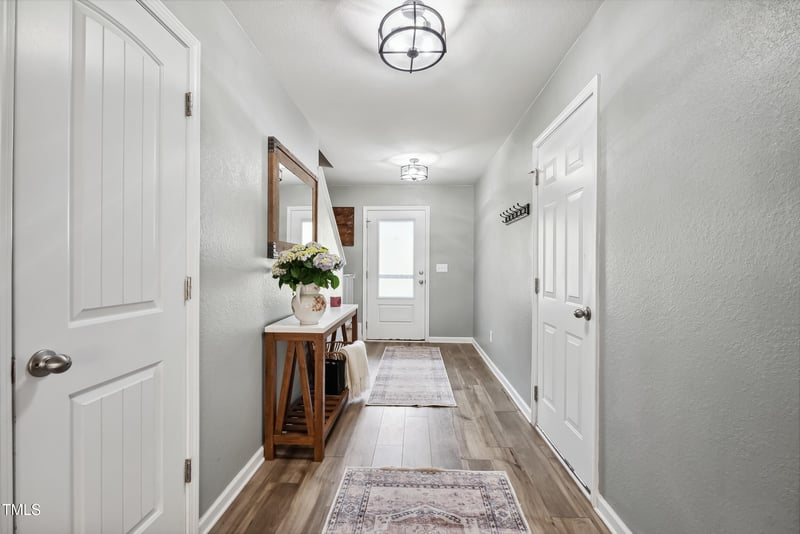 10 Shearin Ln, Youngsville, NC 27596