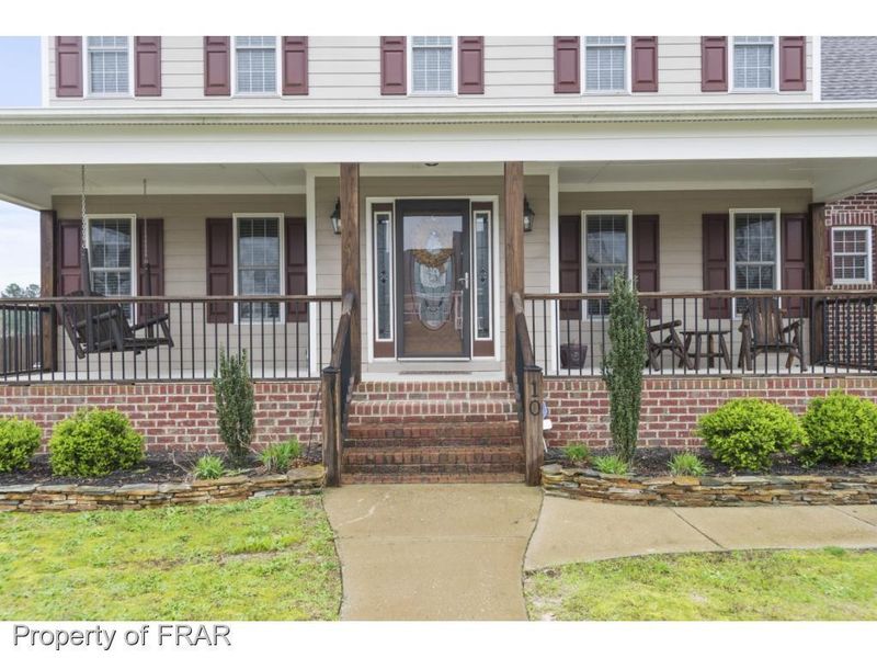 10 Silverthorne Dr, Sanford, NC 27332