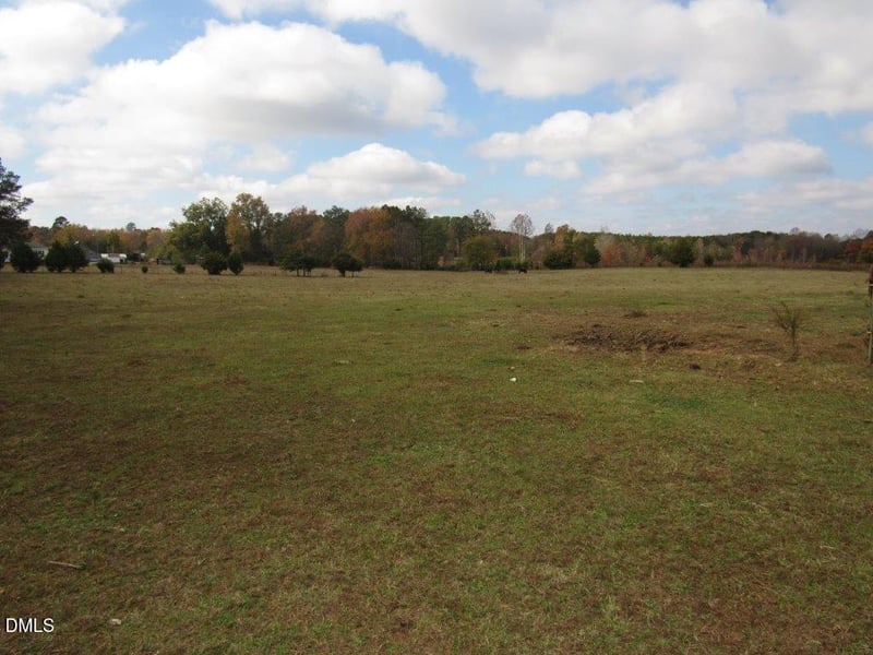 10 Skyline Dr, Louisburg, NC 27549