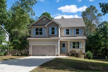 10 Somerset Dr, Franklinton, NC 27525