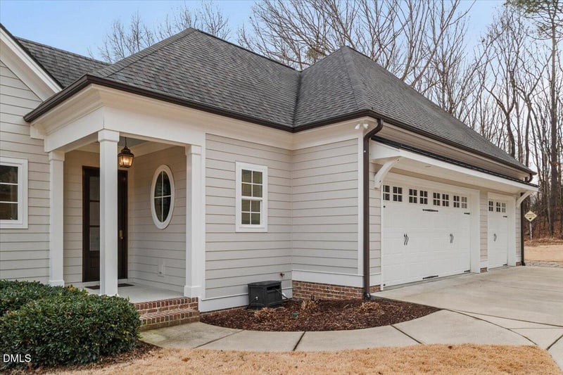 10 Sourwood Ct, Youngsville, NC 27596