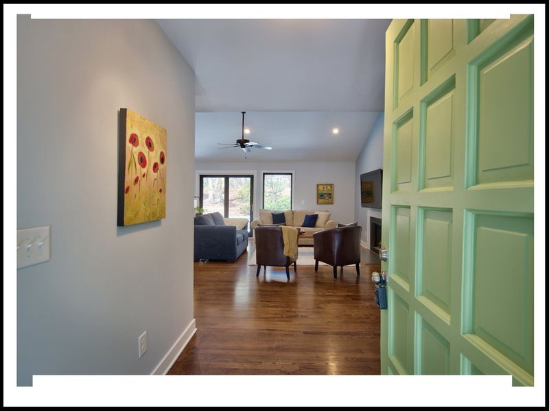 10 Wedgewood Rd, Chapel Hill, NC 27514