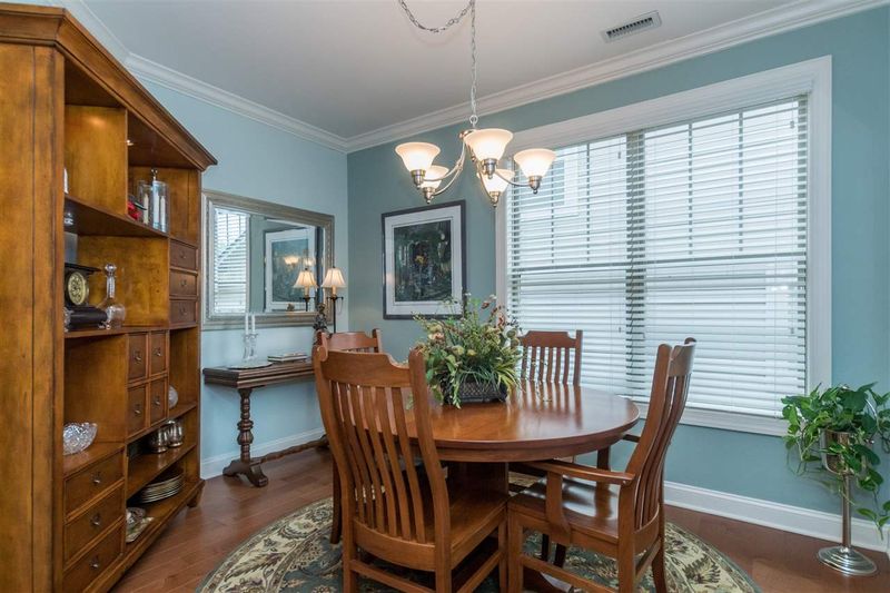10 White Pine Dr, Clayton, NC 27527