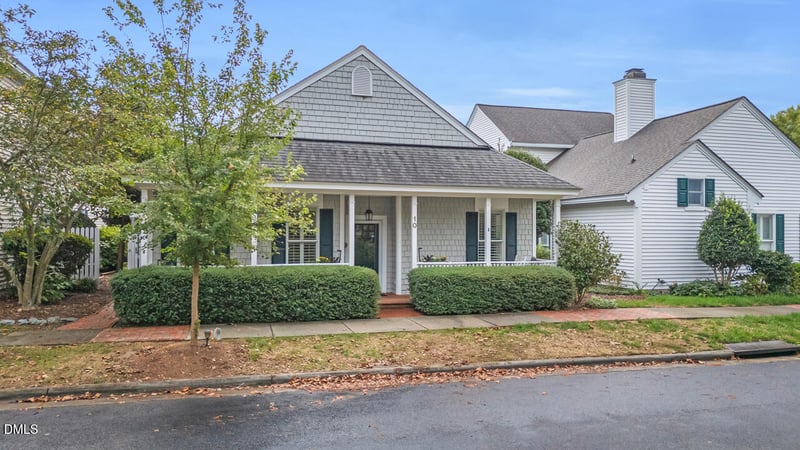 10 Yancey Sq, Pittsboro, NC 27312