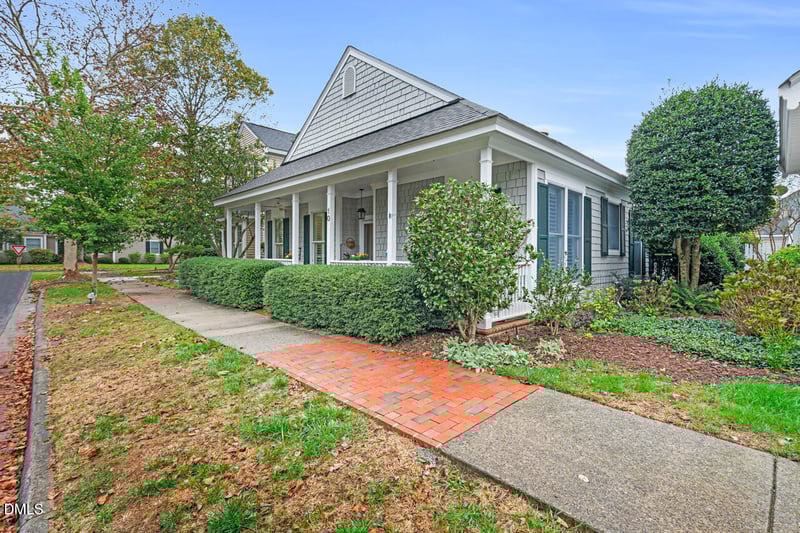 10 Yancey Sq, Pittsboro, NC 27312