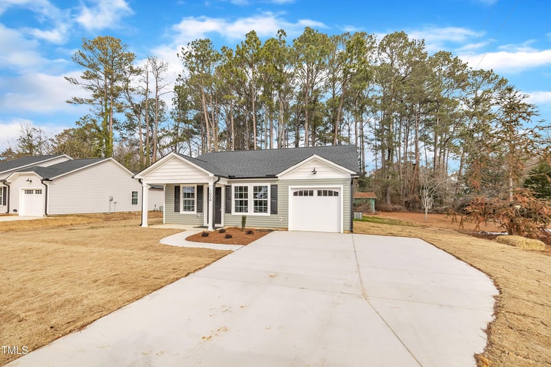 100-A Pace St, Smithfield, NC 27577