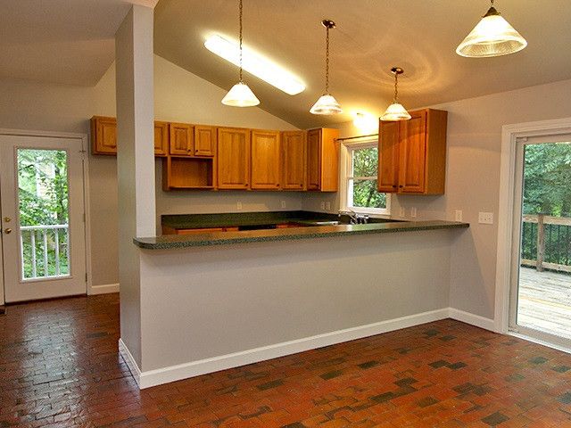 100 Adams Way, Chapel Hill, NC 27516