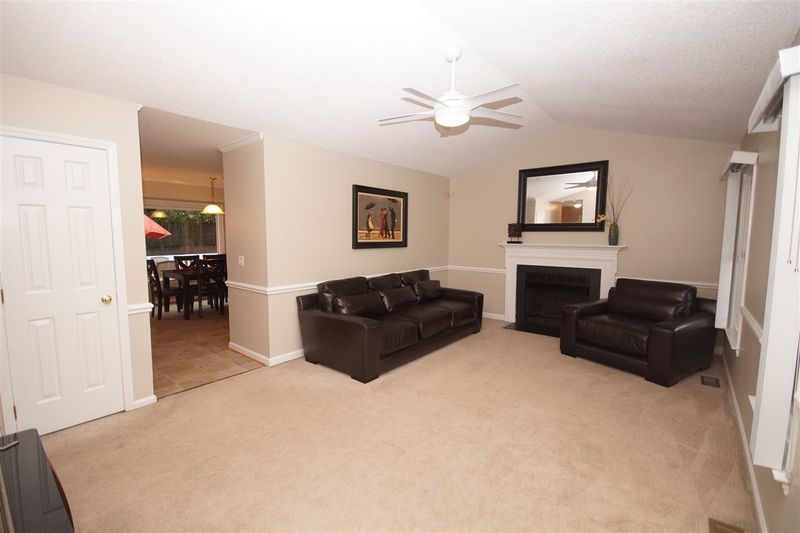 100 Aster Dr, Garner, NC 27529