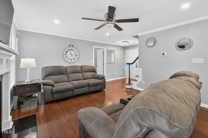 100 Avent Pines Ln, Holly Springs, NC 27540