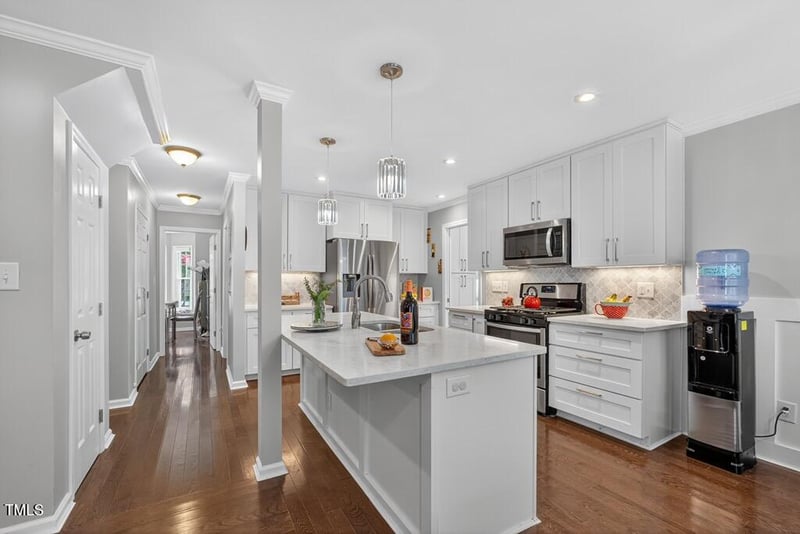 100 Avent Pines Ln, Holly Springs, NC 27540