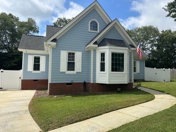100 Avent Pines Ln, Holly Springs, NC 27540
