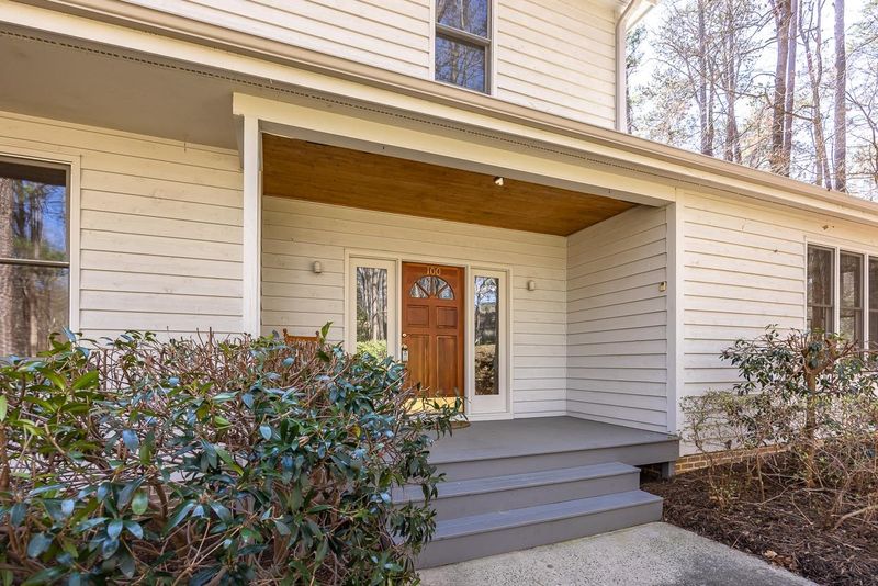 100 Azalea Pl, Chapel Hill, NC 27517