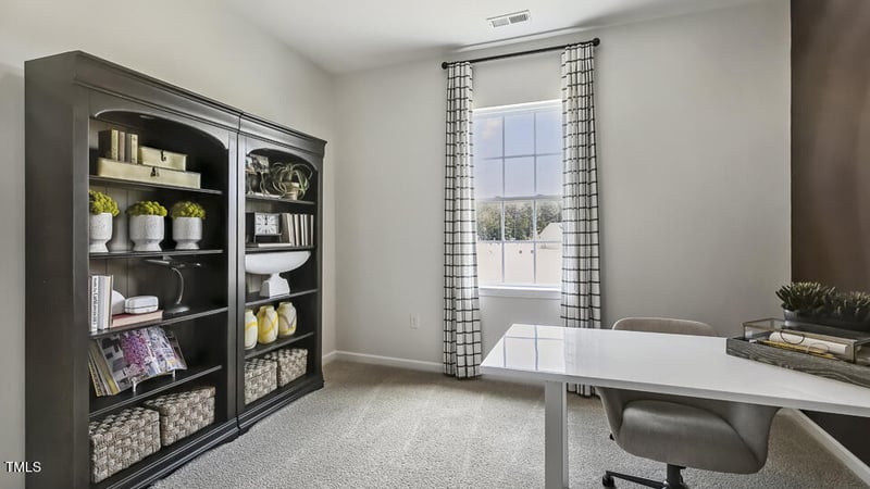 100 Babbling Creek Dr, Youngsville, NC 27596