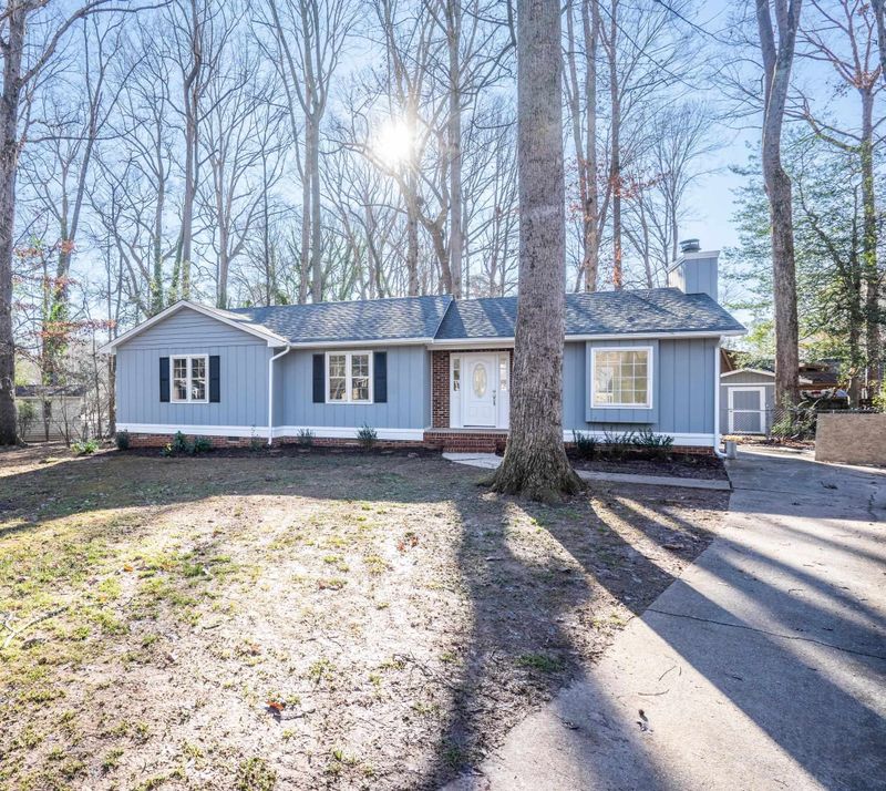 100 Baldwin Cir, Garner, NC 27529