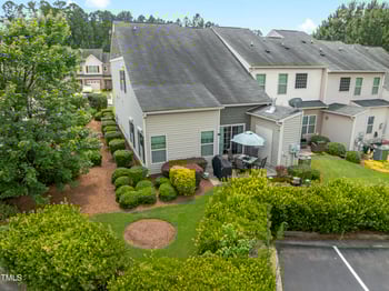 100 Beaconwood Ln, Holly Springs, NC 27540