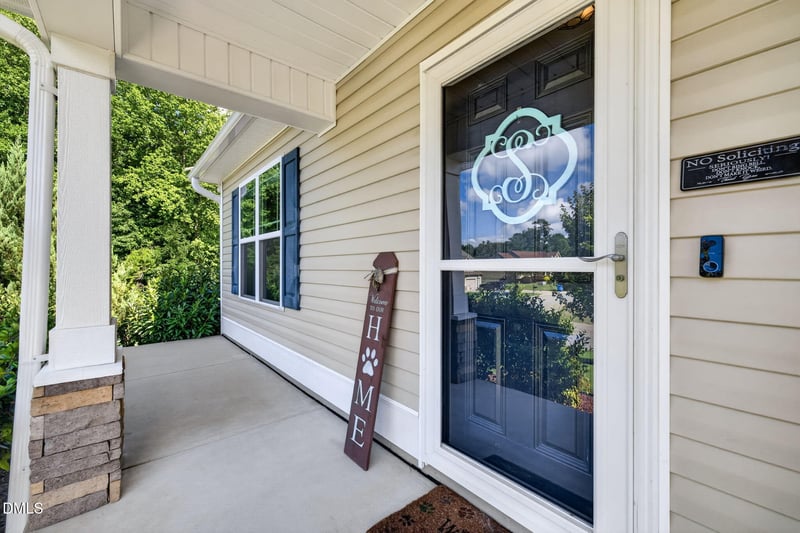 100 Belle Meade Ct, Benson, NC 27504