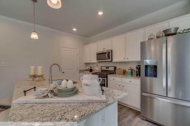 100 Benjamin Ct, Clayton, NC 27527