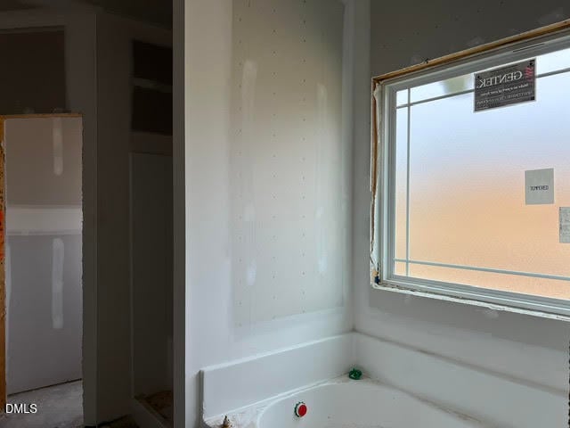 100 Bernie Dr, Selma, NC 27576