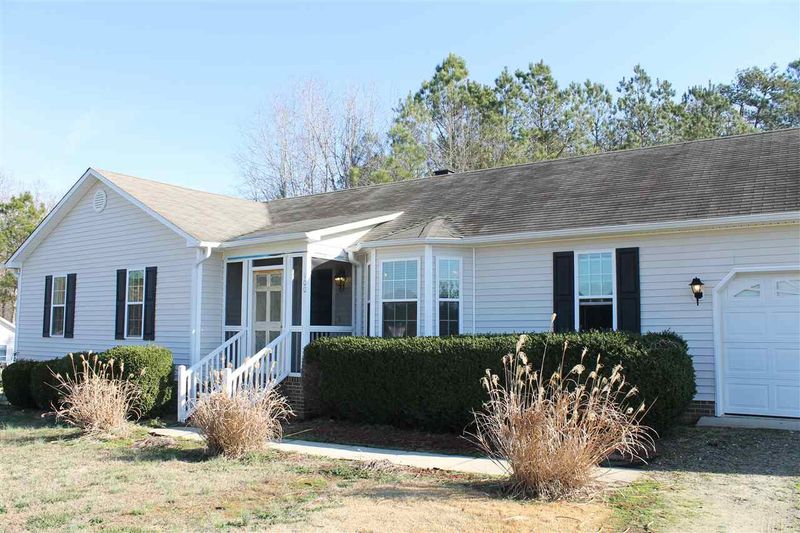 100 Bess Dr, Clayton, NC 27520