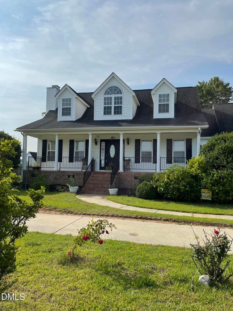 100 Blackberry Creek Dr, Willow Springs, NC 27592