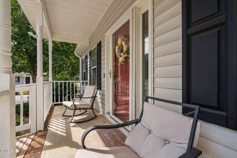 100 Blackthorne Pl, Garner, NC 27529