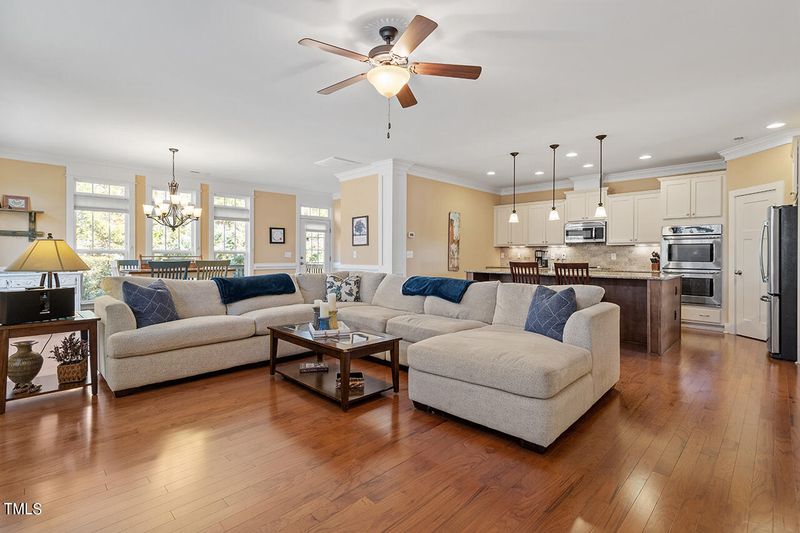100 Blue Lake Dr, Mebane, NC 27302