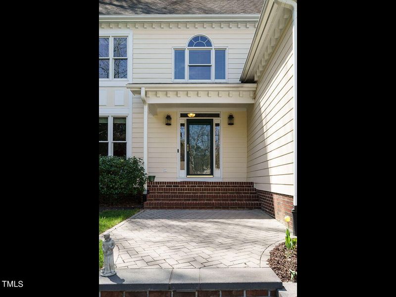 100 Borotra Ct, Cary, NC 27511