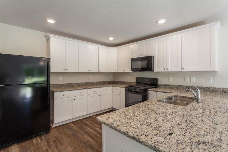 100 Bounding Ln, Youngsville, NC 27596