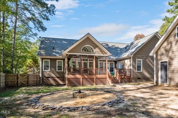 100 Bradborne Cir, Clayton, NC 27520